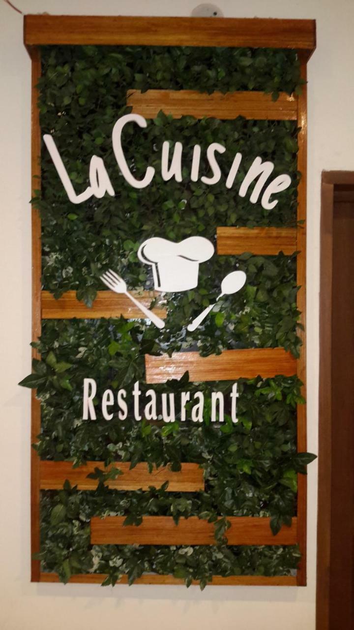 Olives Pleasant Stays أوتي المظهر الخارجي الصورة